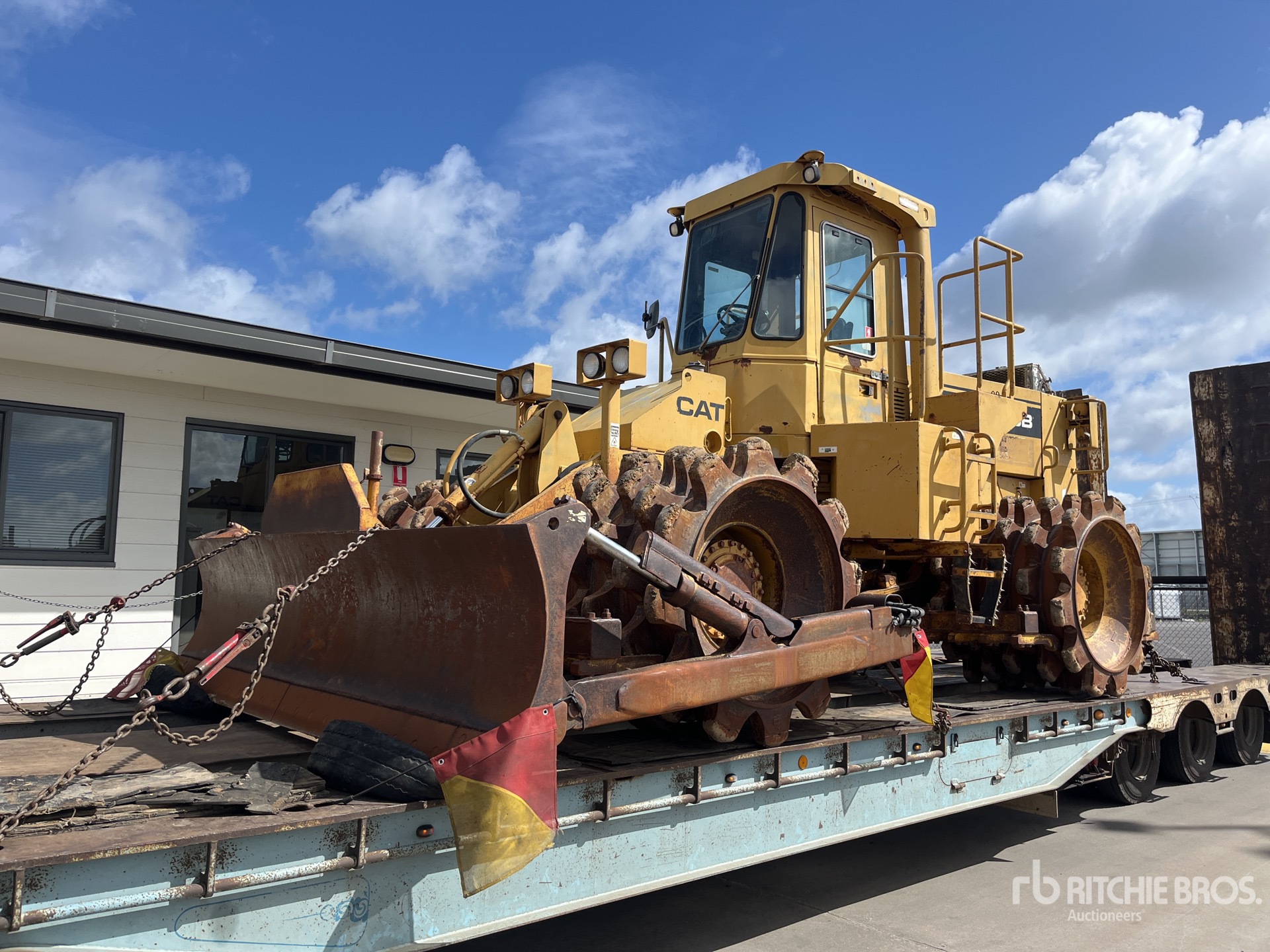 Cat 815B Soil Compactor