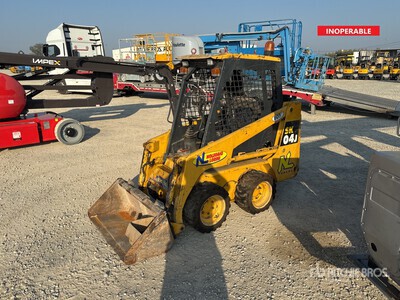 2003 Komatsu SK04J-2 Mini pala (Inoperable)