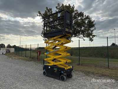 2018 Airo XS 9E Electric Scissor Lift