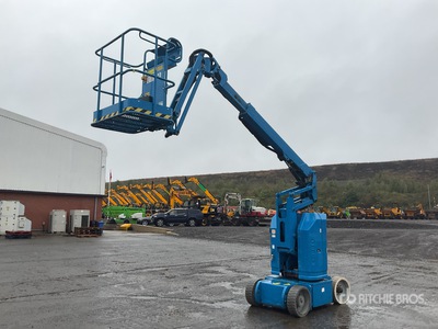 2012 Genie Z-30/20N RJ 2WD Electric Articulating Boom Lift