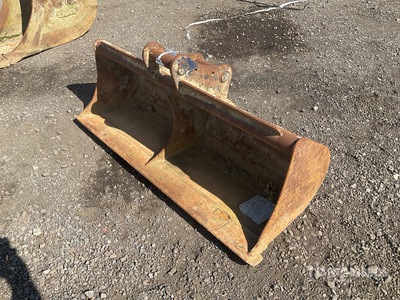 Quantity of (1) 5' ditching  on 60mm pins to suit 8t Excavator Bucket