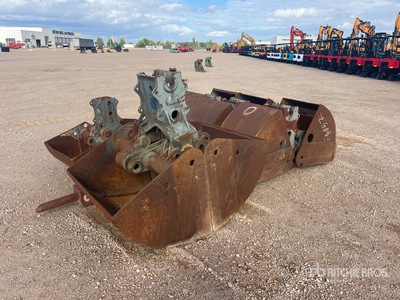 Quantity of Excavator Attachments Attacco per escavatore
