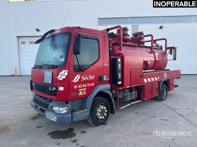 2002 Huber on 2002 DAF LF 45.180 4x2 Camion Aspiratrice 4x2 Vacuum Excavator Truck (Inoperable)