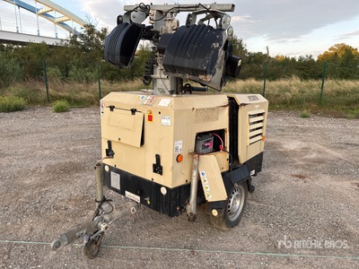2018 Doosan V9 8.8 kVA Mat D'Eclairage Torre faro (Inoperable)