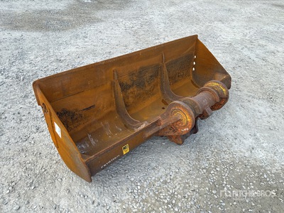 Cleanup Excavator Bucket