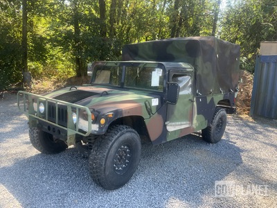 2009 AM General M1097R1 HMMWV 2 Door Soft Top w/Truck Body