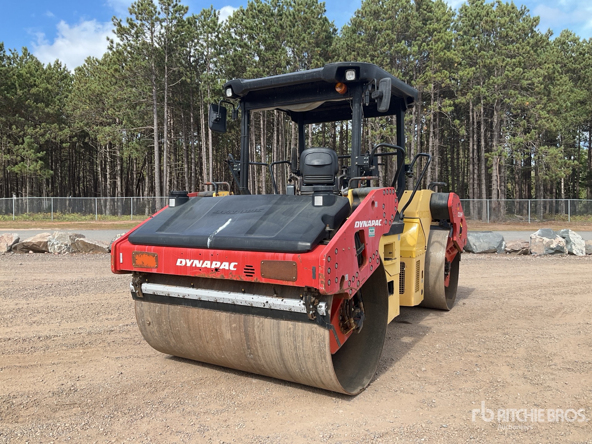 Dynapac CC624HF Double Drum Roller