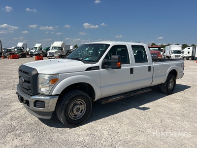 2012 Ford F-250 XL 4x4 Crew Cab Pickup