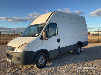 2009 Iveco Daily 35S13 Furgone cargo