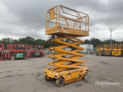 2006 Haulotte COMPACT 12 Electric Scissor Lift