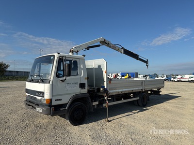 PM 4622 2000 kg on 1996 DAF 150E2 4x2 Autocarro cassone fisso con gru