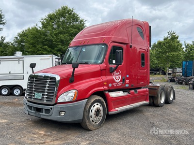 2009 Freightliner Cascadia 125 6x4 T/A Sleeper Truck Tractor