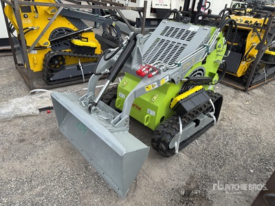 2025 STARVOX SV-480 Mini Compact Track Loader (Unused)