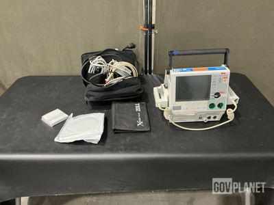 Zoll MSeries CCT Defibrillator Monitor-Recorder w/Case
