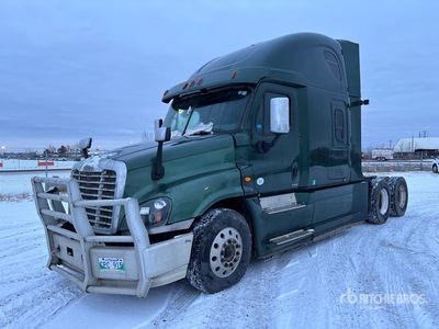 2015 Freightliner Cascadia 125 6x4 T/A Sleeper Truck Tractor