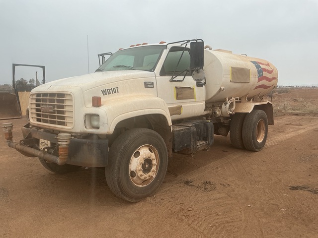 1998 GMC C7500 4x2 Water Truck