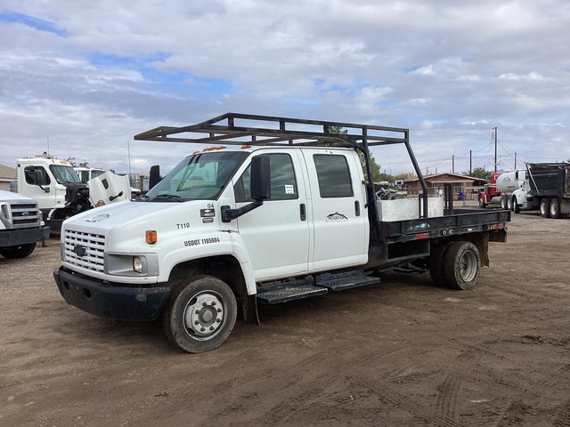 2007 Chevrolet C4500 4x2 Crew Cab Flatbed Truck 2007 Chevrolet C4500 4x2 Crew Cab Flatbed Truck