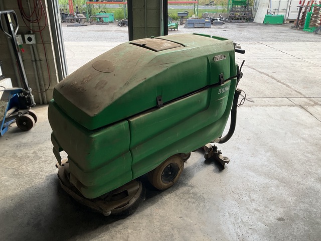 2015 Tennant 5680 Walk-Behind Electric Floor Scrubber (Inoperable) 2015 Tennant 5680 Walk-Behind Electric Floor Scrubber (Inoperable)