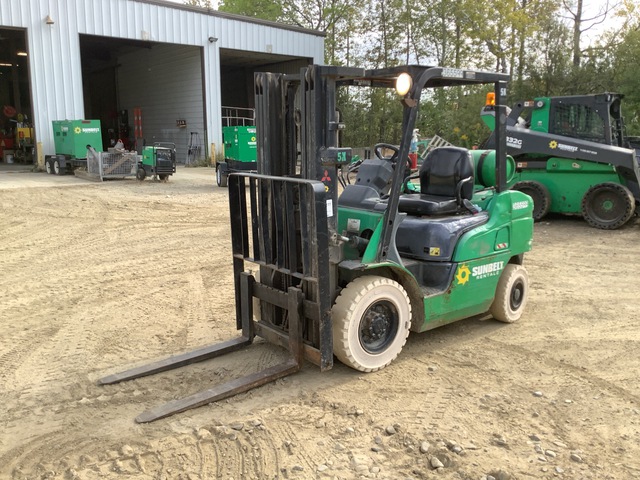 2011 Mitsubishi FG25N