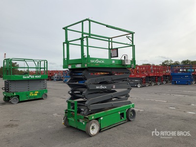 2017 Skyjack SJll4632 Electric Scissor Lift