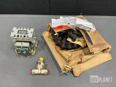 (2) Flow Switches, (7) Roller Chains, (2) Relays & Assorted Items