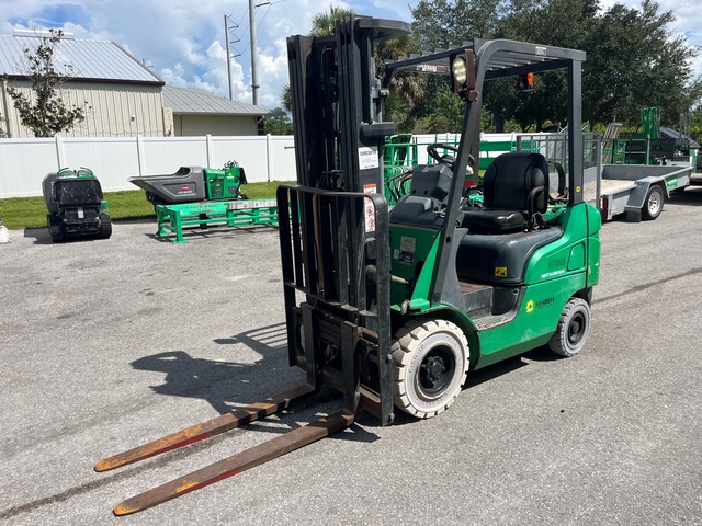 2016 Mitsubishi FG18N