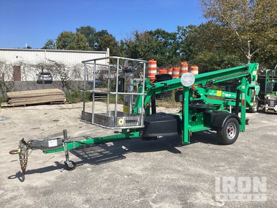 2018 JLG T-350 Towable Lift