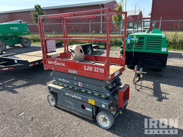 ELEVADOR TIJERA 2015 SKYJACK SJIII3219