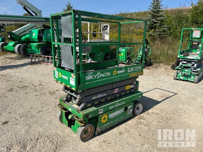 2015 Skyjack SJIII-3219 Scissor Lift