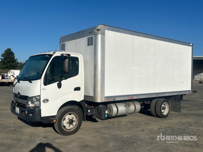 2018 Hino 155 4x2 Van Truck
