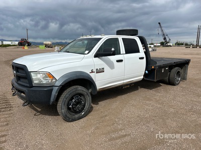 2014 Ram 5500 4x4 Crew Cab Ciężarówka z płaską platformą