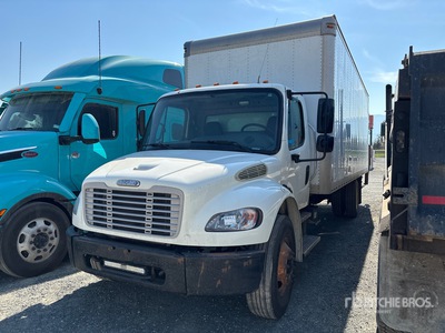 2011 Freightliner M2 106 4x2 Camion fourgon (Inoperable)