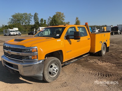 2018 Chevrolet 3500HD 4x4 Crew Cab Camión Utilitario