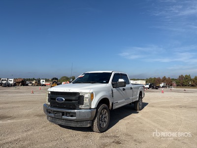 2017 Ford F-250 4x4 Crew Cab Pickup