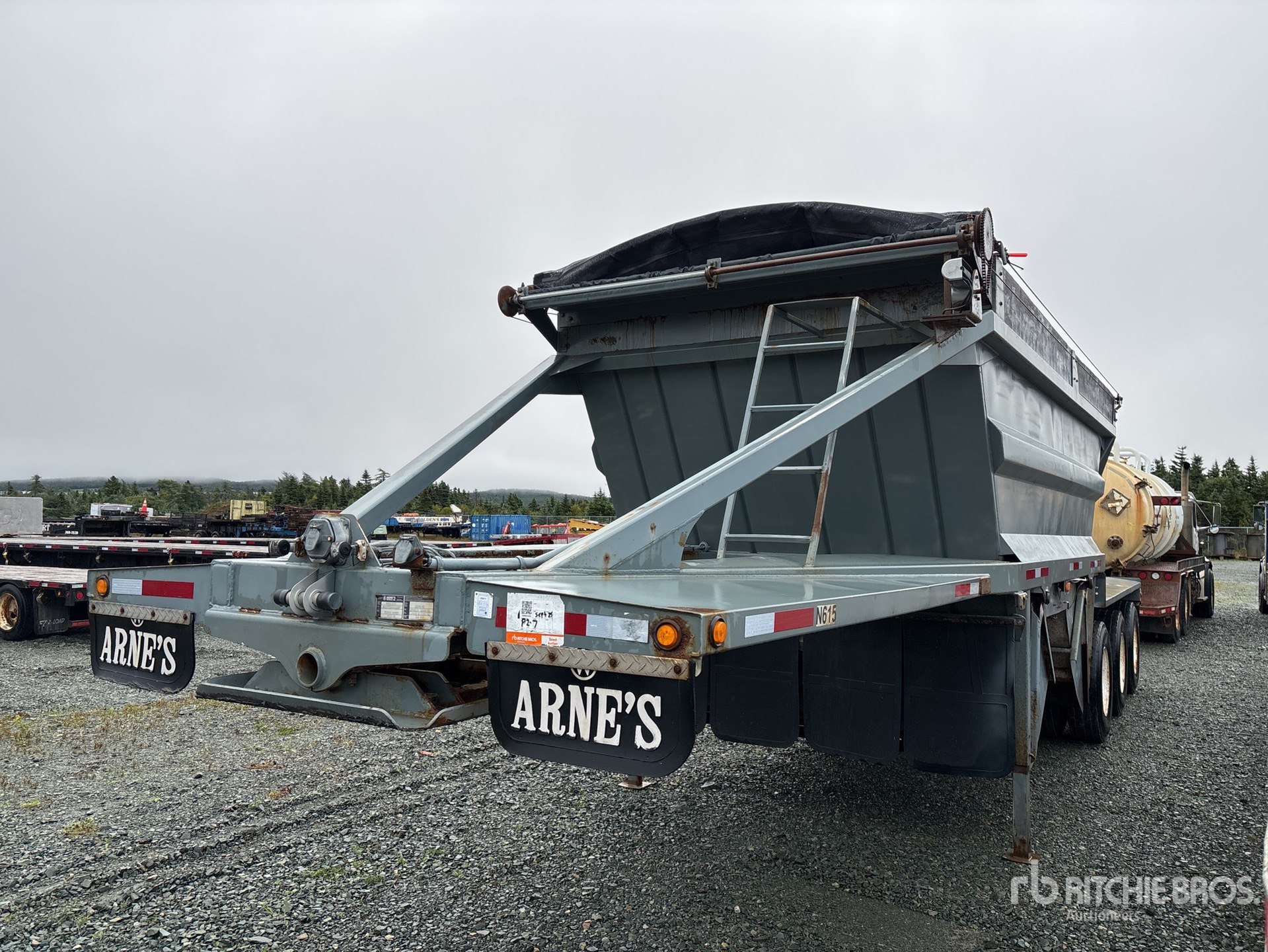 2000 Arnes Tri/A Belly Dump Trailer