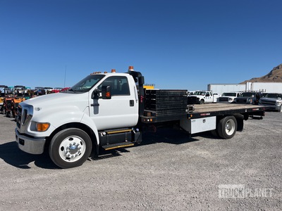 2015 Ford F-650 4x2 Schiebeplateauschleppwagen