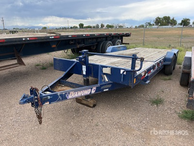 2015 Diamond C 22 ft T/A Tilt Deck Trailer