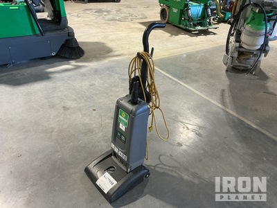 2017 Tennant V-HDU-14 Aspiradora