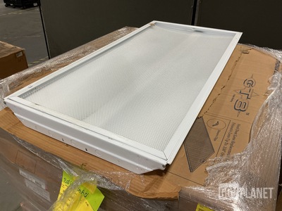 (27) Lithonia Lighting 2GT8 4 32 A12 2771/4 GEB General Purpose Lensed Troffers