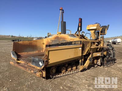 1996 Cat AP-1050B Track Asphalt Paver