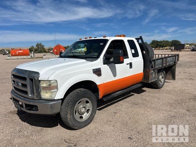 2008 Ford F-350 XLT 4x4 Extended Cab Flatbed Truck