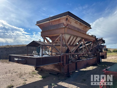 Shopmade 10 ft 8 in x 14 ft 4 in Aggregate Feeder