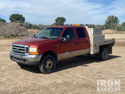 1999 Ford F-350 Lariat 4x4 Crew Cab Flatbed Truck