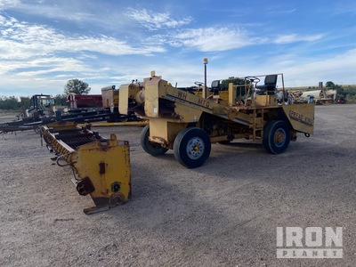 1989 W.H MFG W.H.S. Chip Spreader
