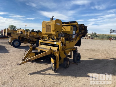 1994 Lincoln 660H Windrow Elevator