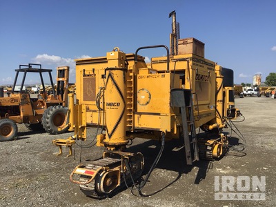1995 Gomaco GT6300 Machine pour bordures et caniveaux