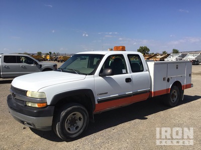 2001 Chevrolet 2500HD 4x2 Extended Cab 2WD 3/4 TON Camion utilitaire