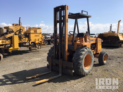 1979 Case 586C 6000 lb 4x2 6,000 LB を見 Rough Terrain Forklift