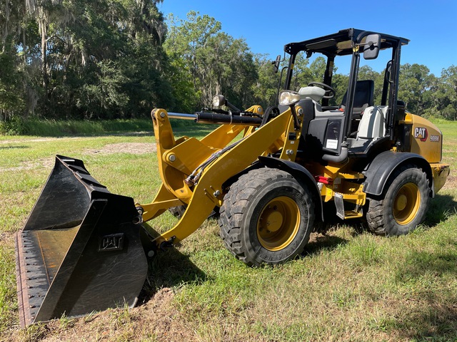 2021 Caterpillar 908M