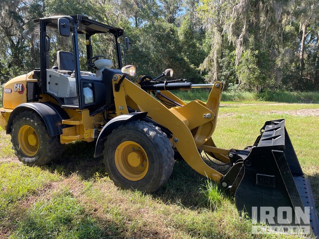 CARGADOR FRONTAL 2021 CATERPILLAR 908M
